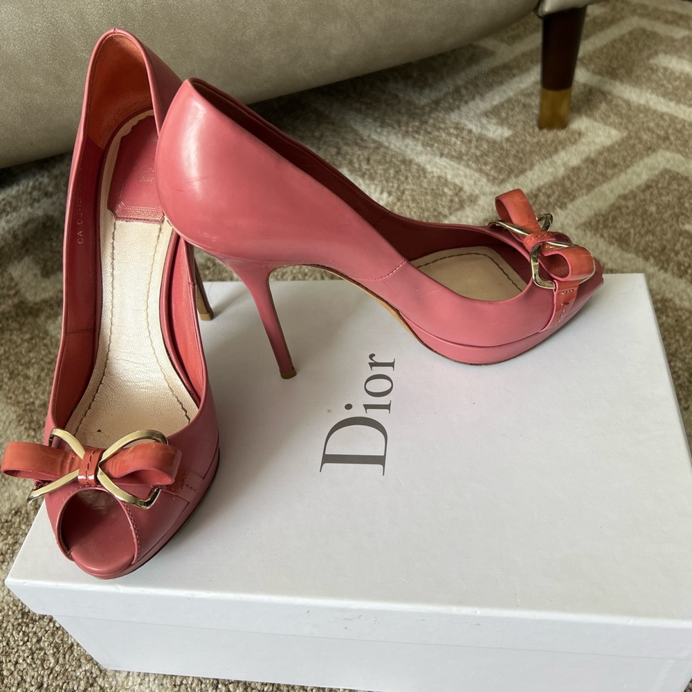 Size 8 pink